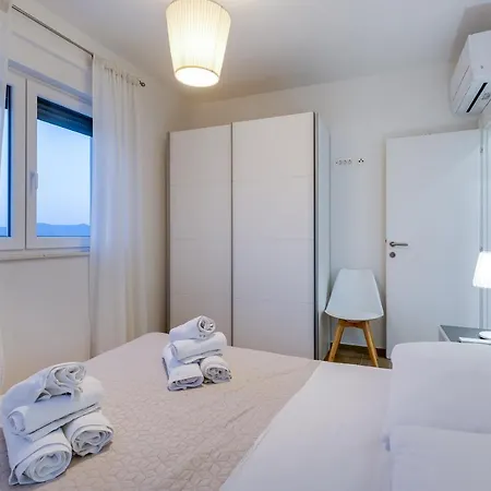Evita Apartment *