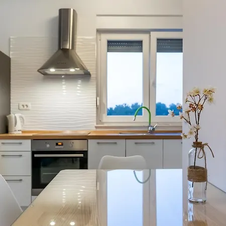 Evita Apartment *
